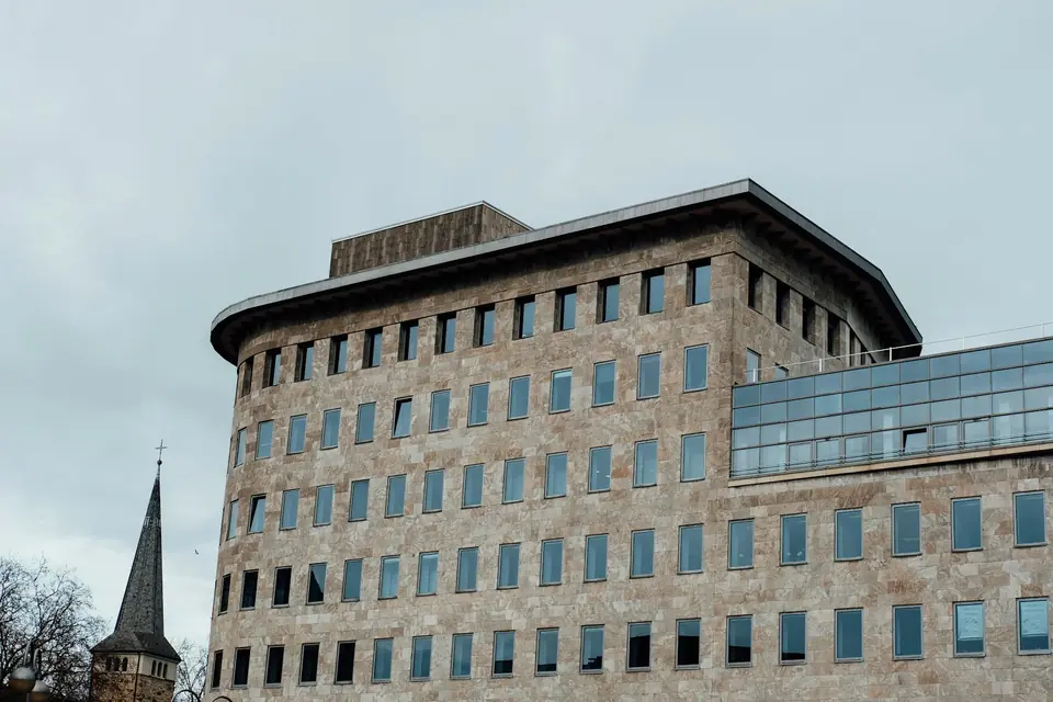 Bochum — Ruhrgebiets-Universitätsstadt mit Industriedenkmal Jahrhunderthalle